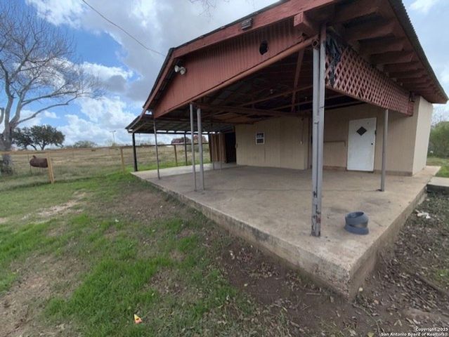 18480 LEAL RD, San Antonio, TX 78221