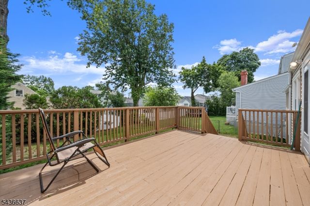 166 Beverly Hill Rd, Clifton City, NJ 07012