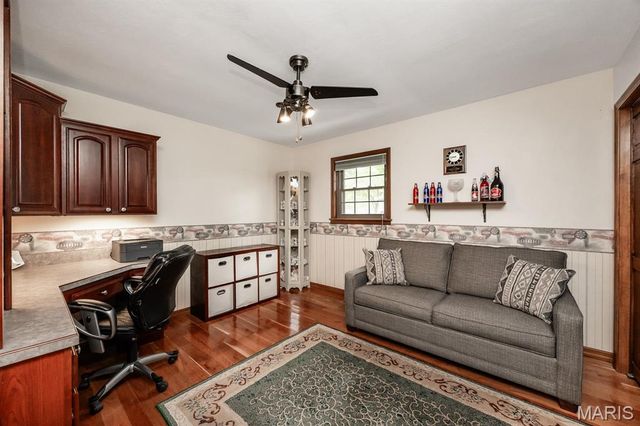 11 Lakeview Drive, Freeburg, IL 62243