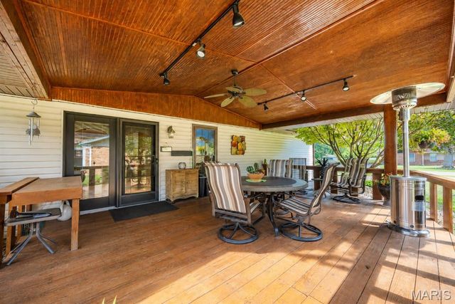 11 Lakeview Drive, Freeburg, IL 62243