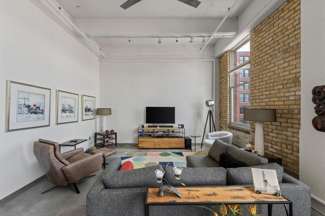 700 Washington Ave N 606, Minneapolis, MN 55401