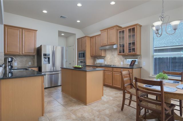 22325 Rock Wren RD, Spicewood, TX 78669