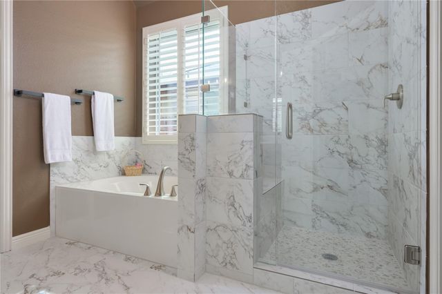 22325 Rock Wren RD, Spicewood, TX 78669