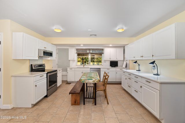 158 Blue Heron Boulevard, Hertford, NC 27944
