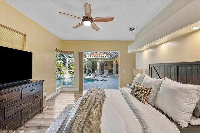 1362 E LAKE WOODLANDS PARKWAY, Oldsmar, FL 34677