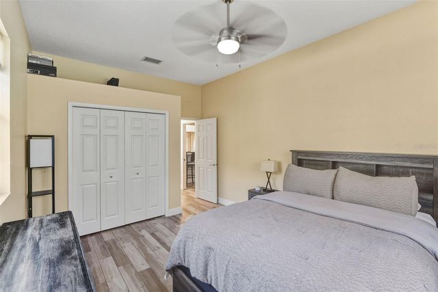 1362 E LAKE WOODLANDS PARKWAY, Oldsmar, FL 34677