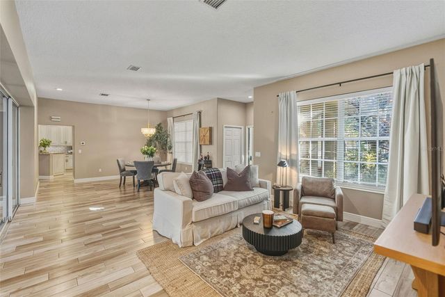 1362 E LAKE WOODLANDS PARKWAY, Oldsmar, FL 34677