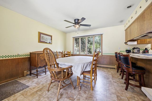 1304 26th Avenue S, Moorhead, MN 56560
