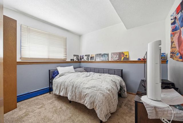 1304 26th Avenue S, Moorhead, MN 56560