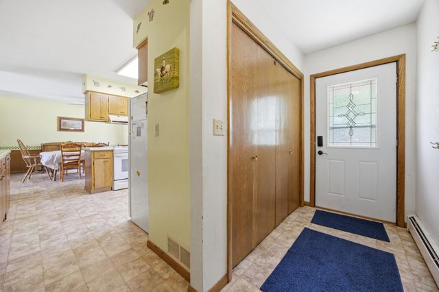 1304 26th Avenue S, Moorhead, MN 56560
