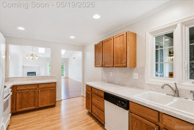 13518 Highland Circle, Sterling Heights, MI 48312