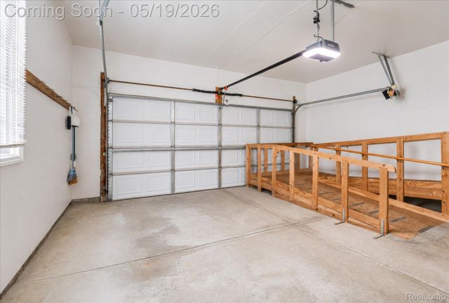 13518 Highland Circle, Sterling Heights, MI 48312