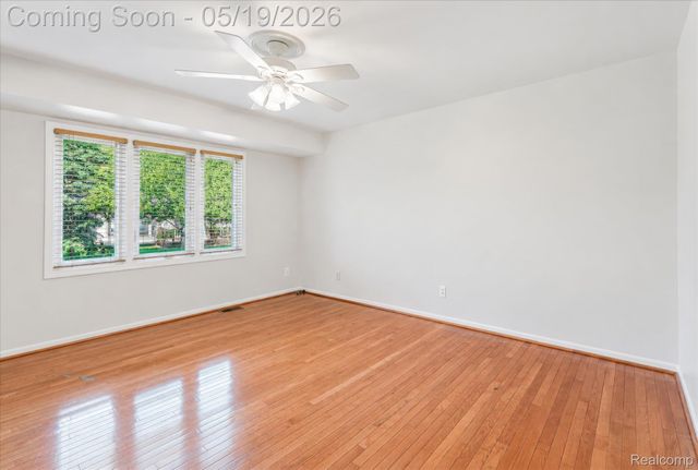 13518 Highland Circle, Sterling Heights, MI 48312