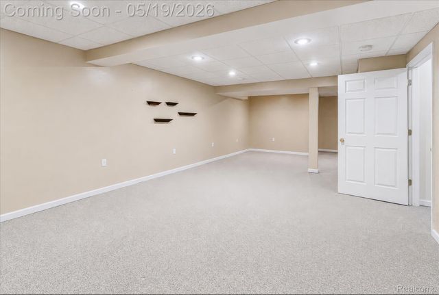 13518 Highland Circle, Sterling Heights, MI 48312