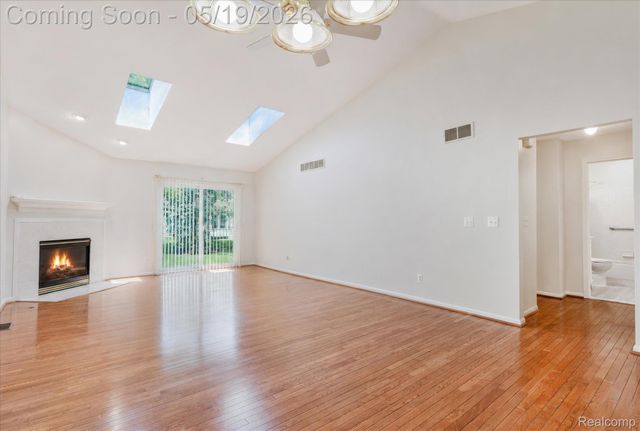 13518 Highland Circle, Sterling Heights, MI 48312