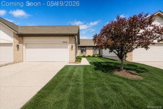 13518 Highland Circle, Sterling Heights, MI 48312