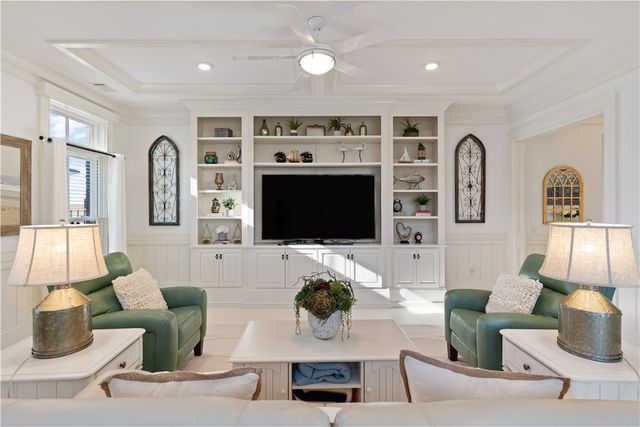 316 Yacht Club Lane, St Simons Island, GA 31522