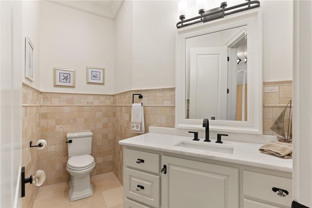 316 Yacht Club Lane, St Simons Island, GA 31522