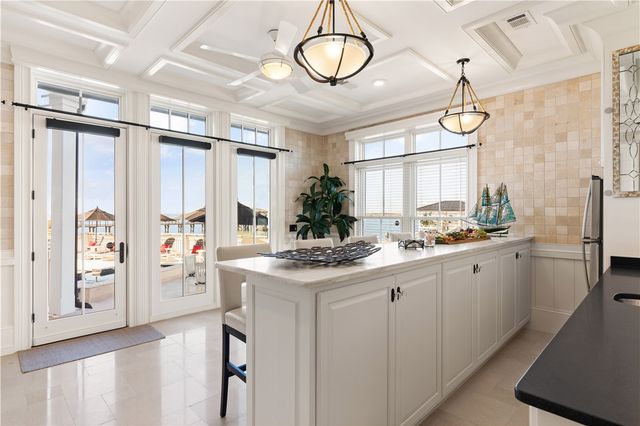 316 Yacht Club Lane, St Simons Island, GA 31522