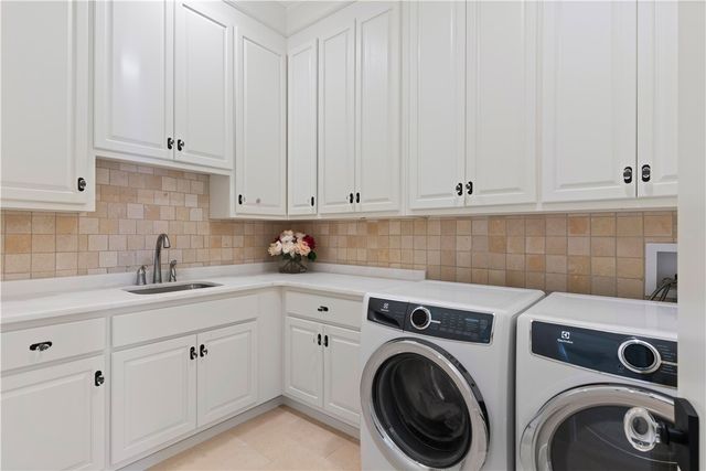 316 Yacht Club Lane, St Simons Island, GA 31522