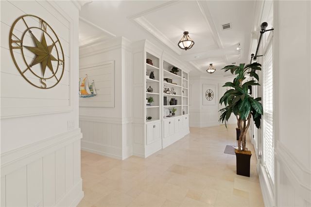 316 Yacht Club Lane, St Simons Island, GA 31522