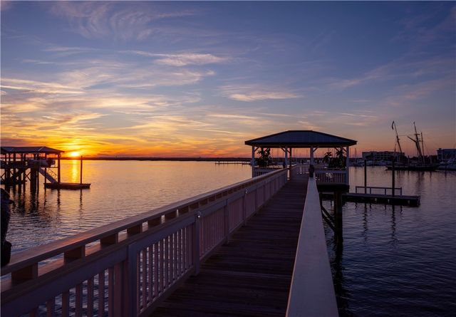 316 Yacht Club Lane, St Simons Island, GA 31522