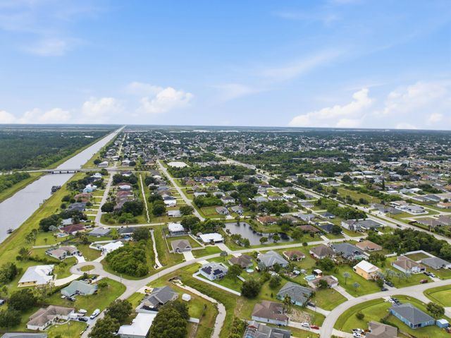 558 SW SOUTH QUICK Circle, Port St. Lucie, Port St Lucie, FL 34953