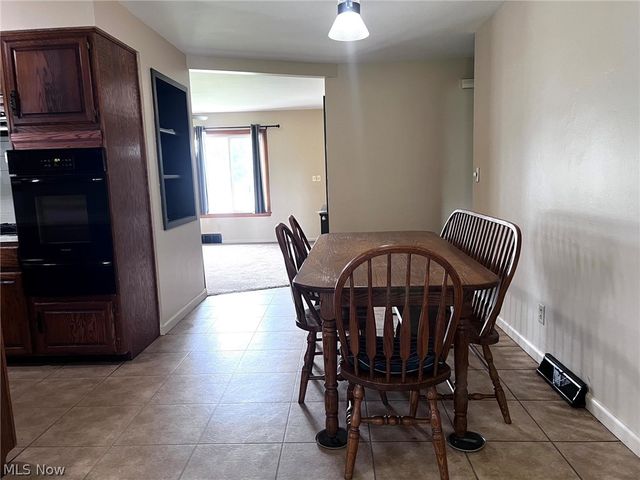 962 Adrian Circle, Girard, OH 44420