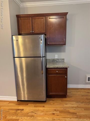 1014 Beaconsfield, Grosse Pointe Park, MI 48230