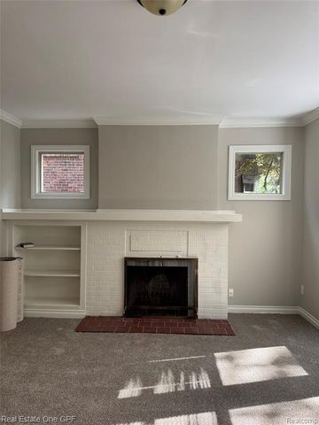 1014 Beaconsfield, Grosse Pointe Park, MI 48230