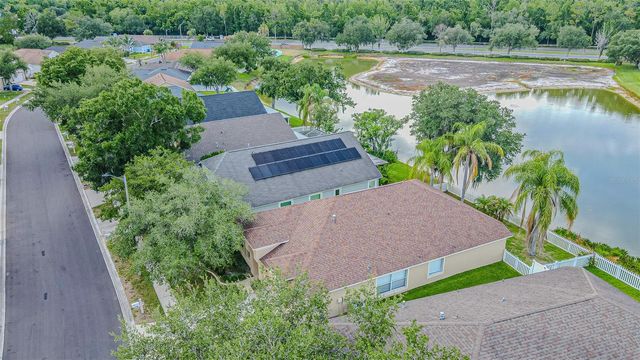 1550 MAXIMILIAN DRIVE, Wesley Chapel, FL 33543