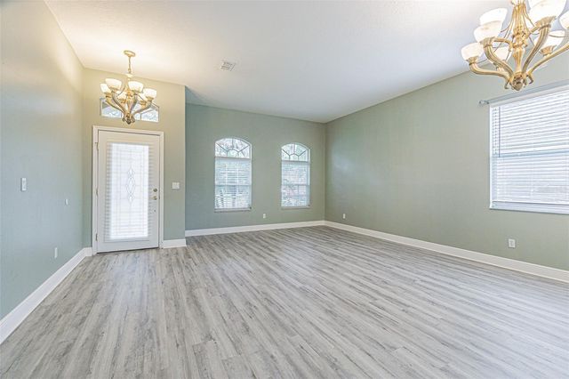 1550 MAXIMILIAN DRIVE, Wesley Chapel, FL 33543