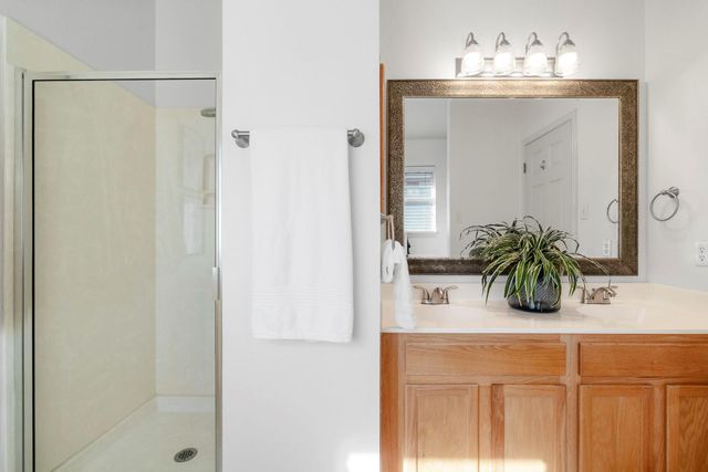 4416 E Hove LOOP, Austin, TX 78749