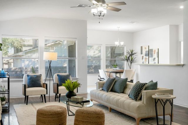 4416 E Hove LOOP, Austin, TX 78749