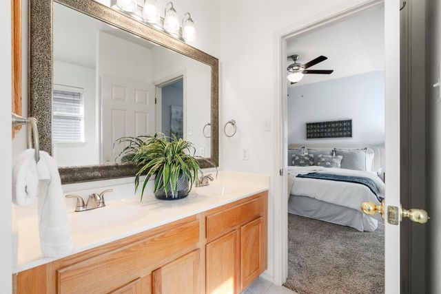 4416 E Hove LOOP, Austin, TX 78749