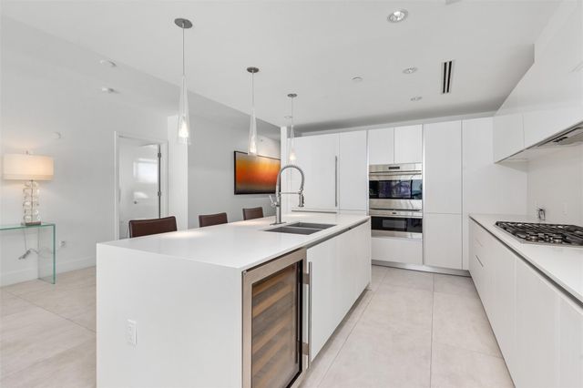 2101 S Surf Rd 4C, Hollywood, FL 33019