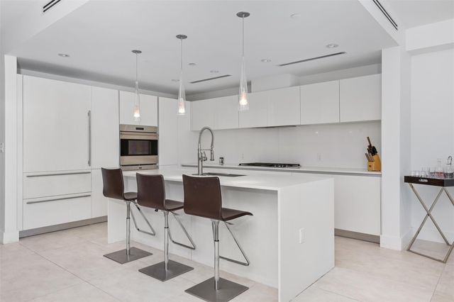 2101 S Surf Rd 4C, Hollywood, FL 33019