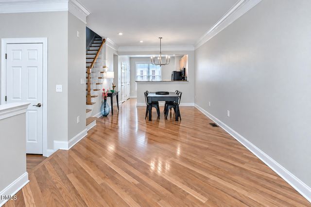 9211 Calabria Drive 117, Raleigh, NC 27617
