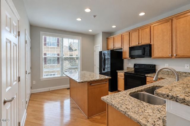 9211 Calabria Drive 117, Raleigh, NC 27617