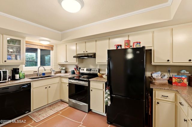 551 S Paseo Felice, Green Valley, AZ 85614