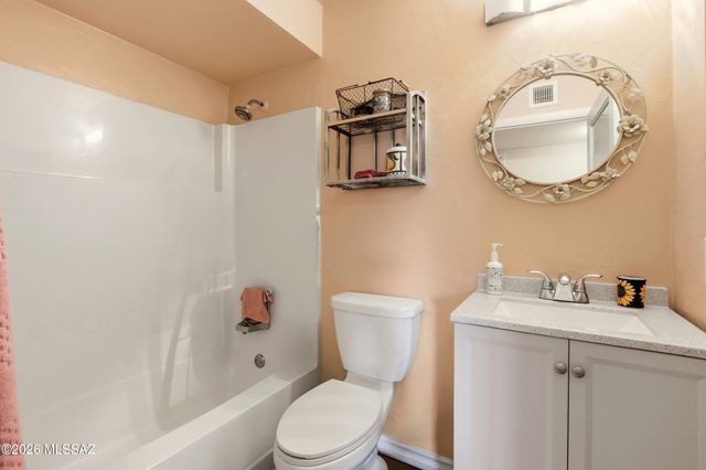 551 S Paseo Felice, Green Valley, AZ 85614