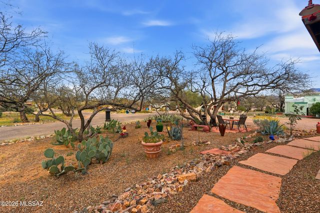 551 S Paseo Felice, Green Valley, AZ 85614