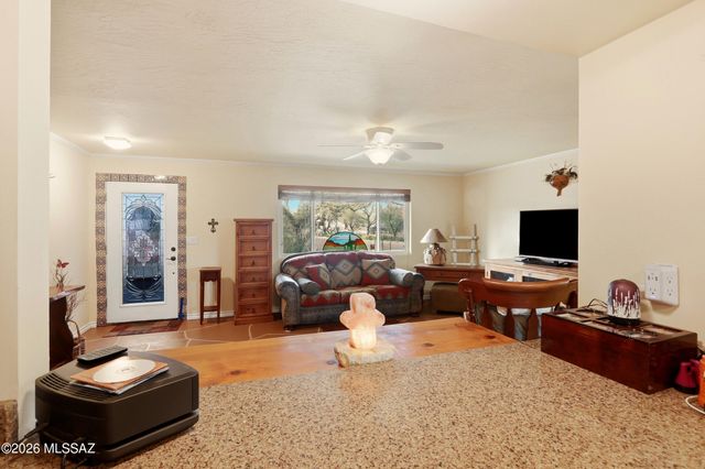 551 S Paseo Felice, Green Valley, AZ 85614