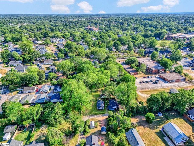 8 Dobbs Street, Greenville, SC 29605