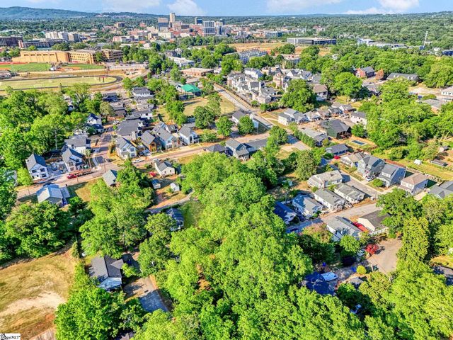 8 Dobbs Street, Greenville, SC 29605