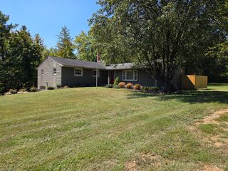 8573 Maineville Road, Hamilton Twp, OH 45039