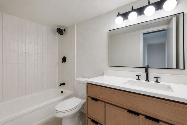 4020 Holland Avenue 211, Dallas, TX 75219