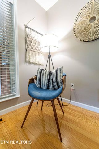 865 River Divide Rd, Sevierville, TN 37876