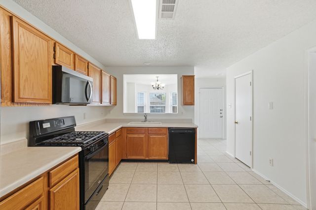 1535 Forest Creek Circle, Mesquite, TX 75149