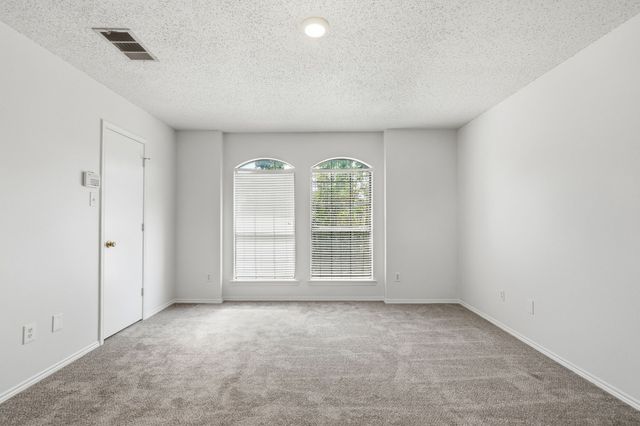 1535 Forest Creek Circle, Mesquite, TX 75149